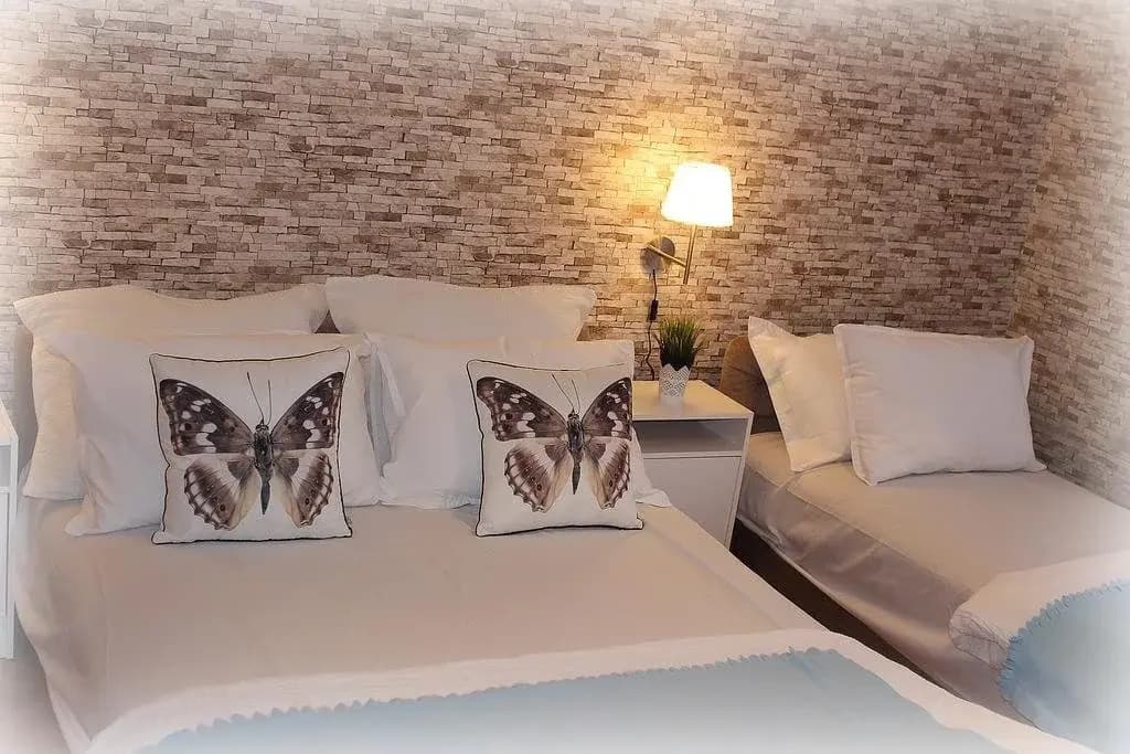 Guest House NO 9