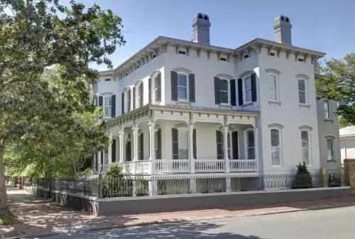 Senator`s Gate at Forsyth