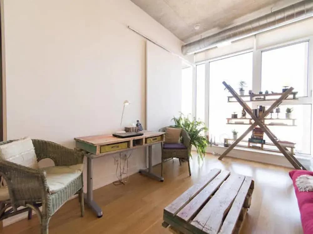 LM Stays - Gladstone Avenue Condo