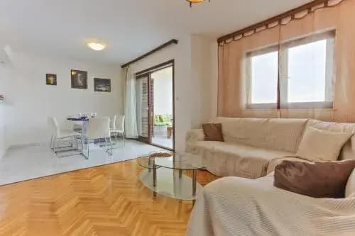 Panorama Split Penthouse
