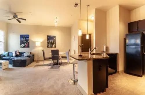 Luxury Parkside Condos by Hosteeva
