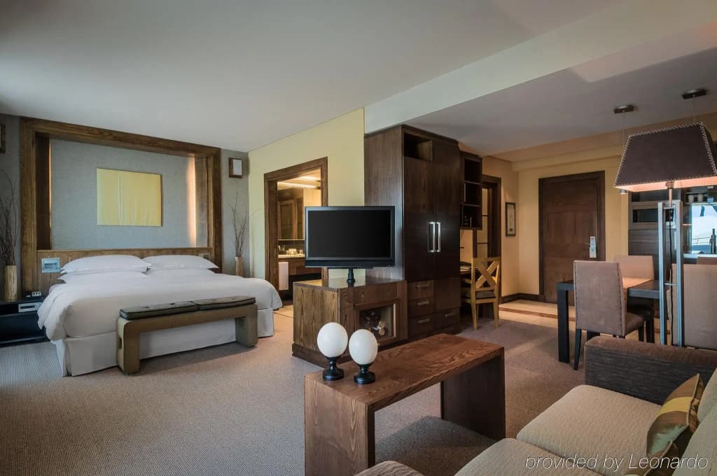 Eurostars Suites Mirasierra