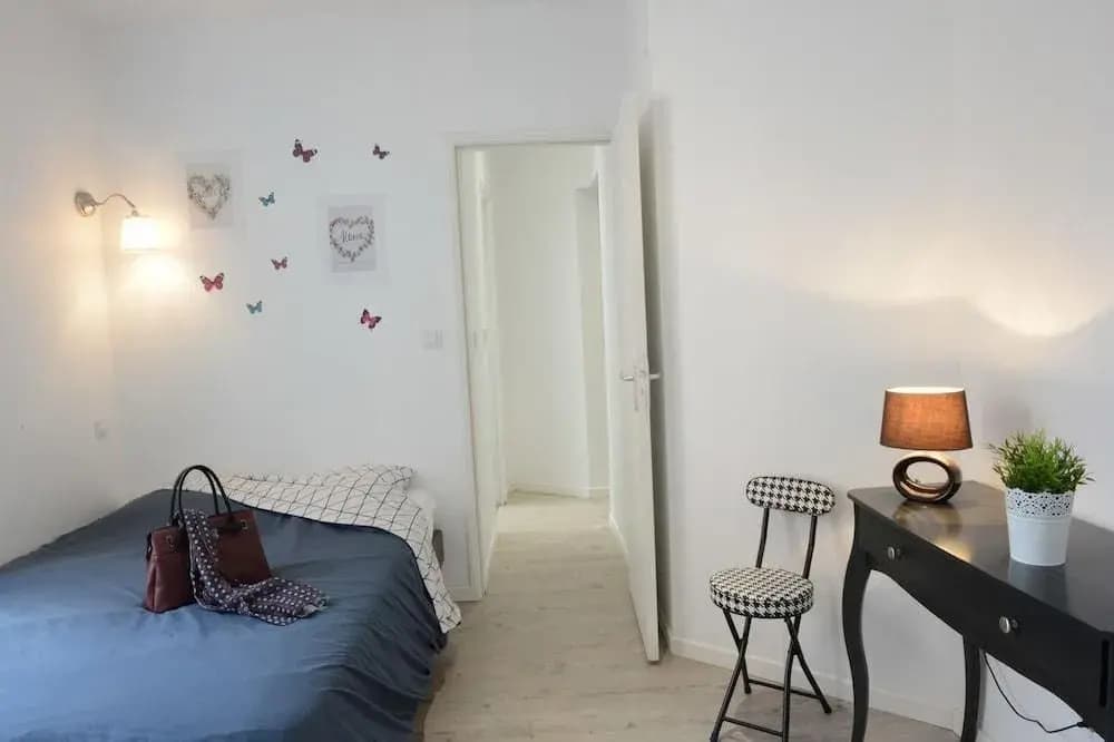 2 Bedroom Apartment, Downtown Dieppe