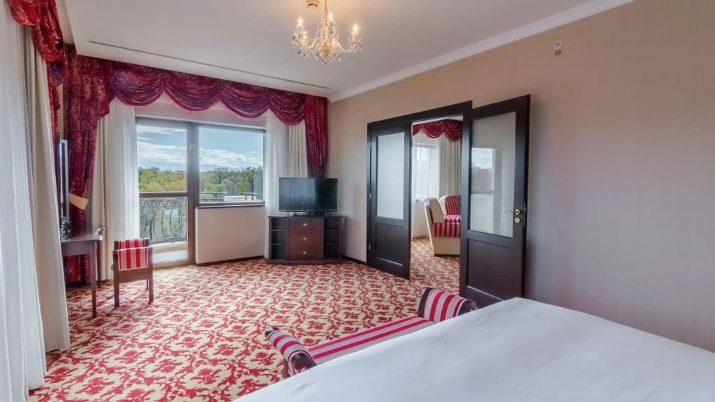 Palace Resort And Spa