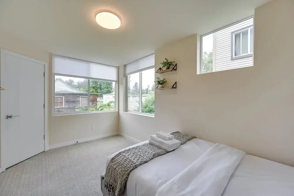 Seattle Townhome: Rooftop Deck < 7 Mi to Dtwn