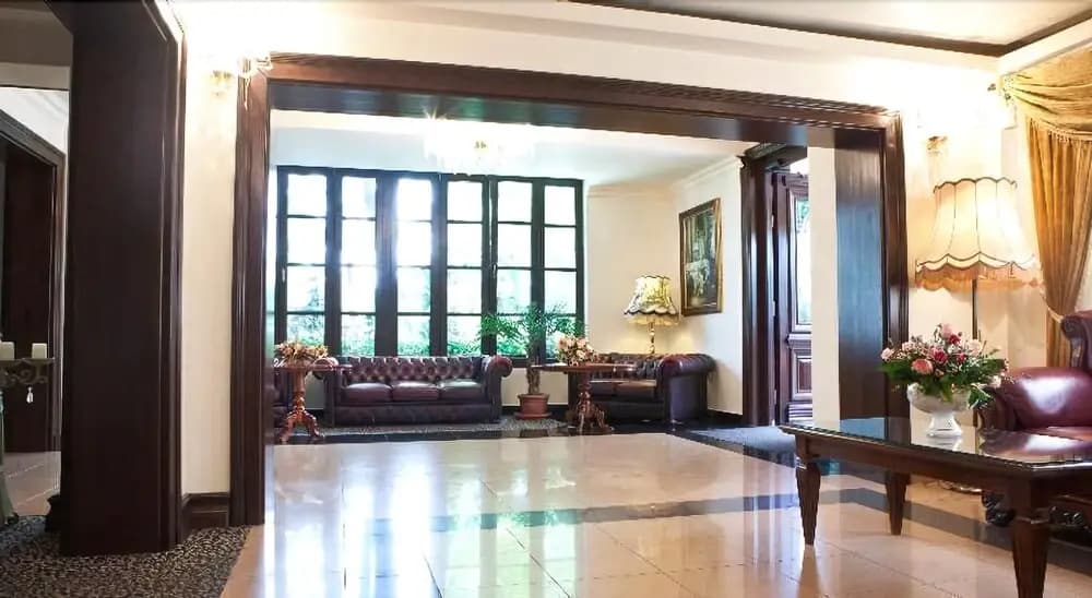 Hotel Royal Plaza