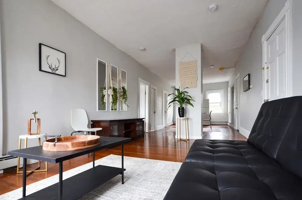 Modern2Bd Apartment