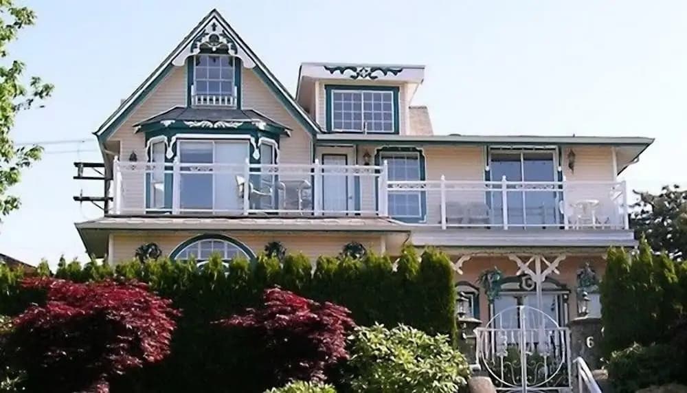 Ocean Breeze B&B