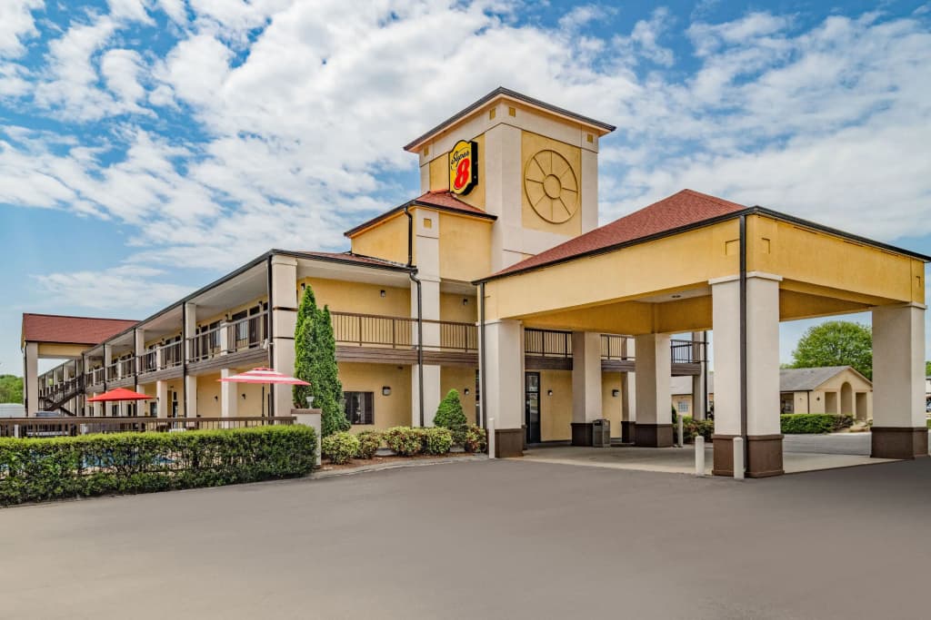 Travelodge by Wyndham Fort Wayne North