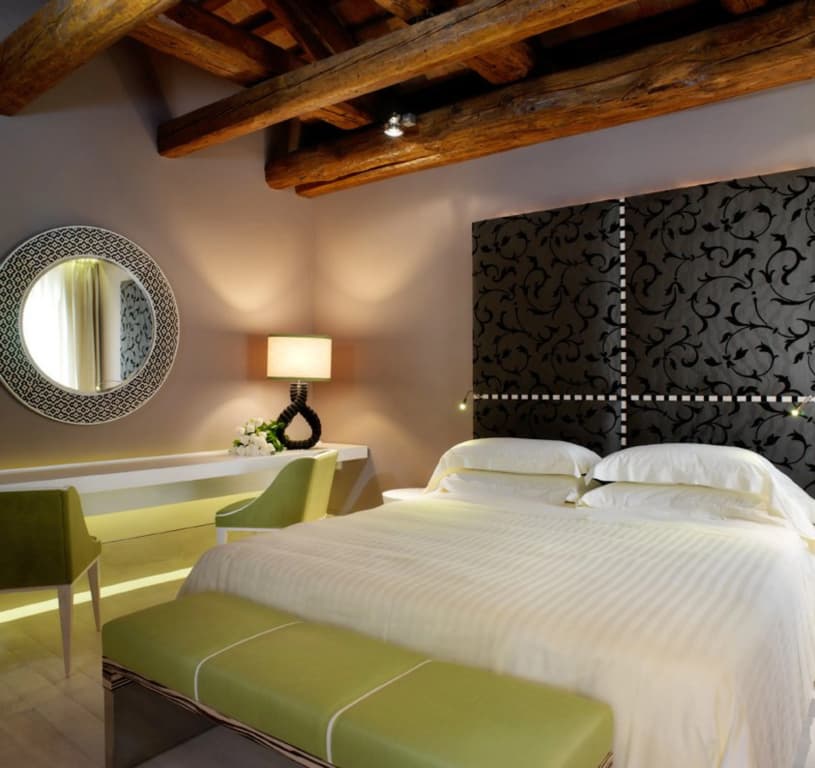 Sina Centurion Palace Hotel
