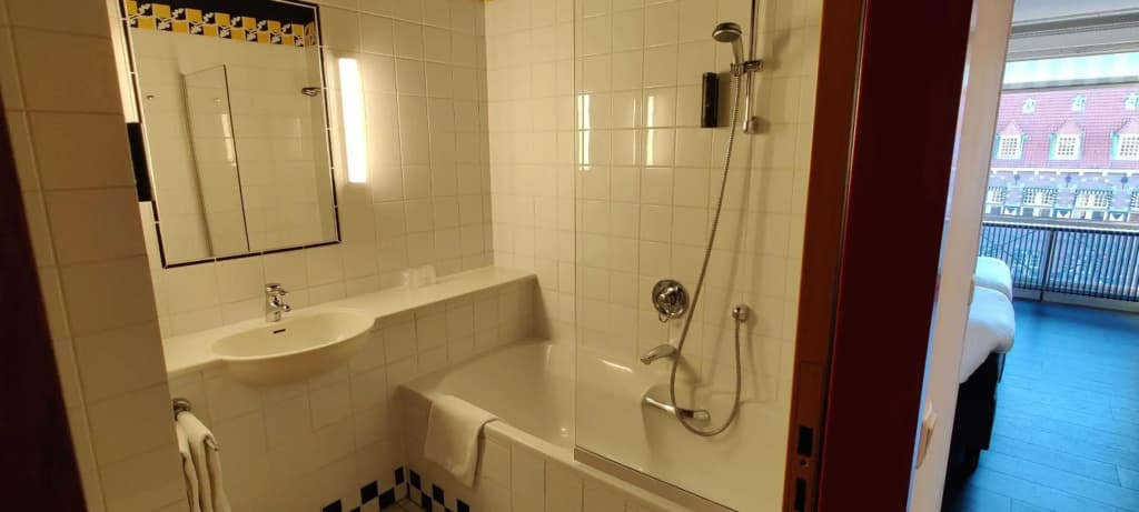 Photo 8