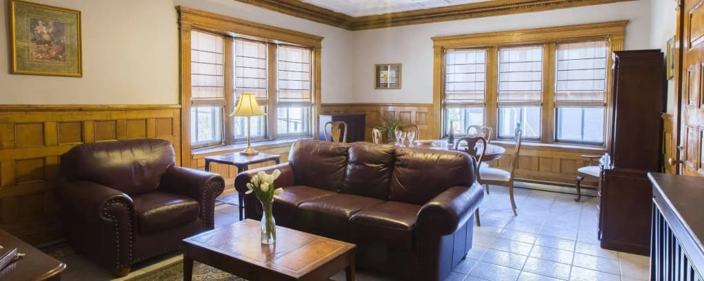 Chipman Hill Suites on Mecklenburg