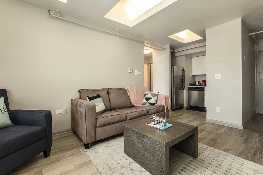 TWO Luxurious 1 BR CozySuites in Downtown Louisville