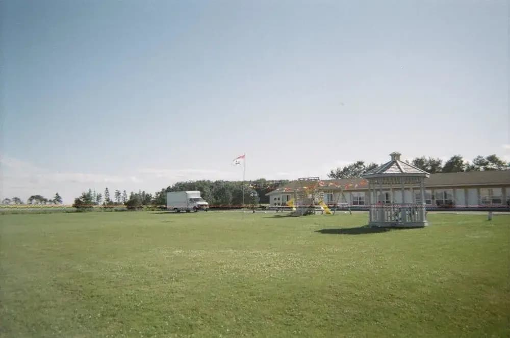 Photo 12