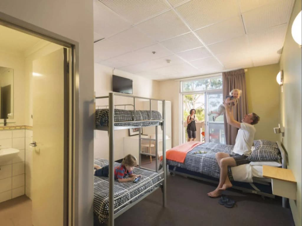 YHA Adelaide Central 
