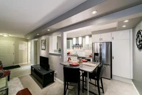 McKinnon Pointe #101