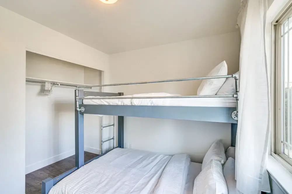 Charming Orem Townhome: 5 Mi to Byu!