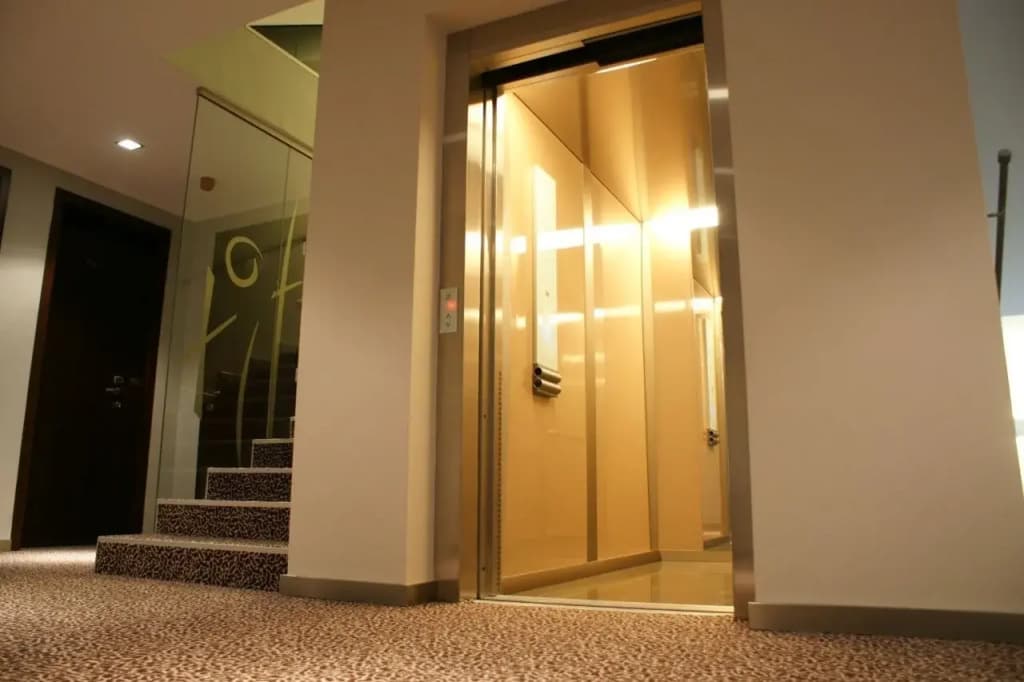 Photo 12