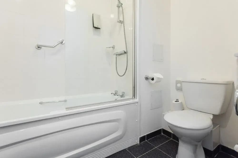 Photo 18