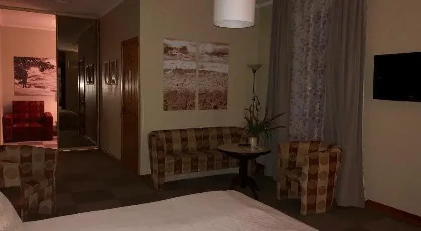 Photo 6