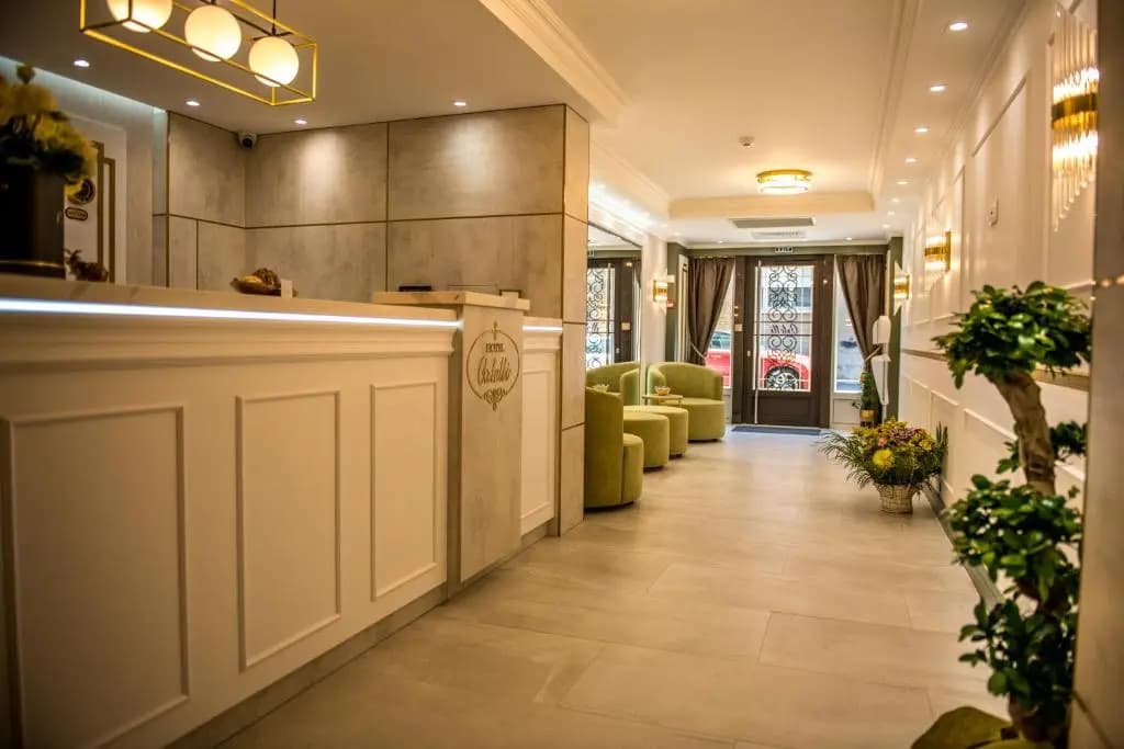 Arletti Hotel