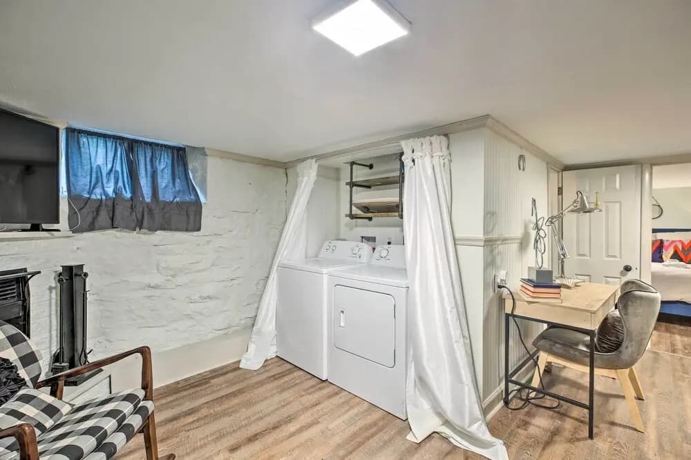 Garden-level Lexington Apt: 2 Mi to UK Campus!