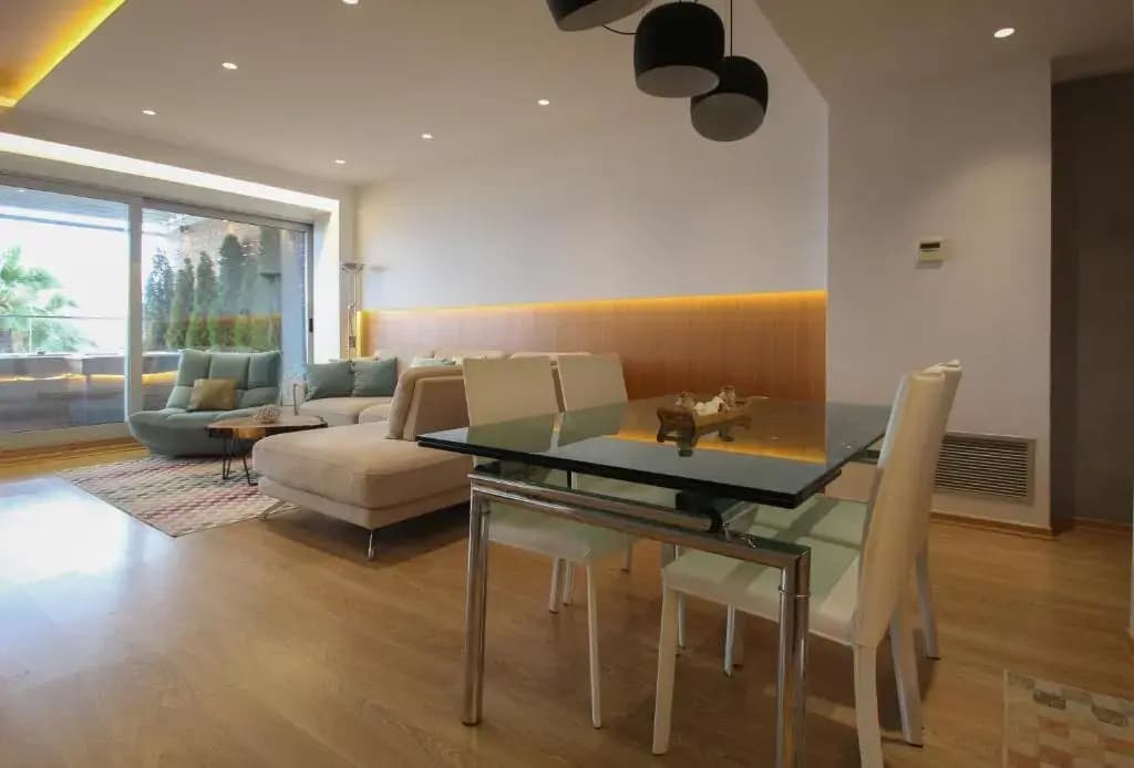 Belleview Apartment