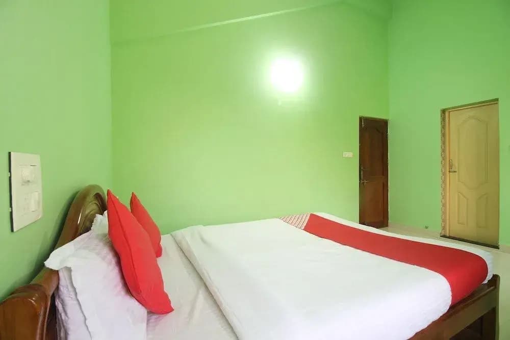 Chrisander's Resort by OYO Rooms