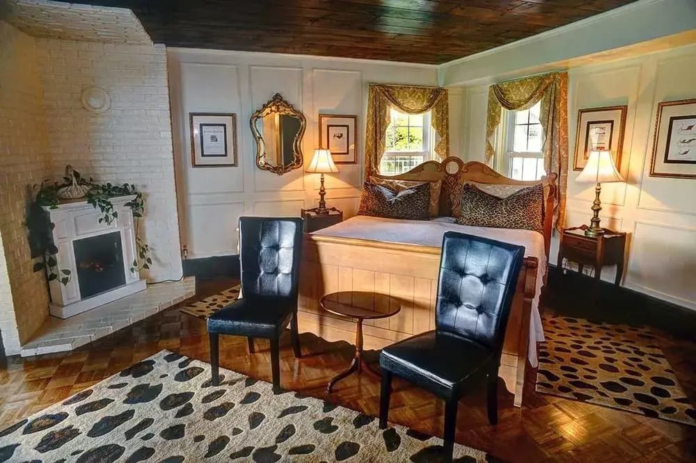 Jacob Hill Inn