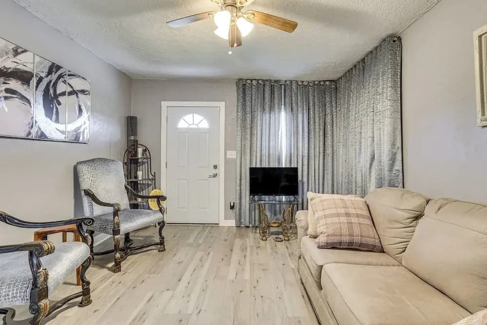 OKC Home for Medical Stays, Families: Dog Friendly