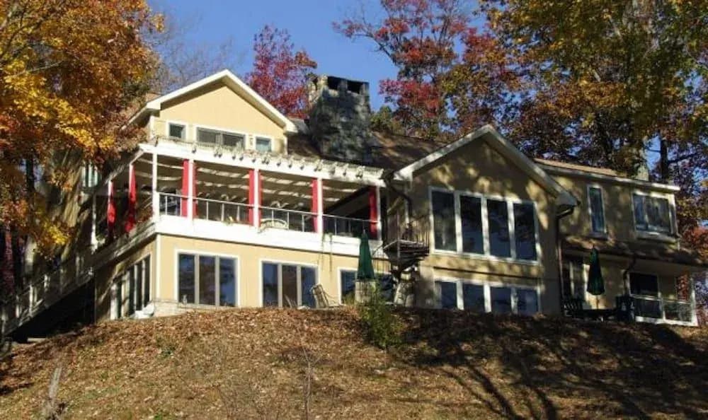 Laurel Grove Inn on the South
