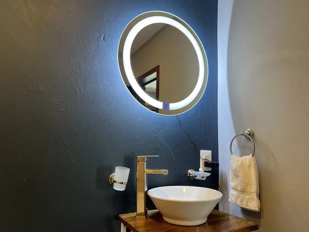 Photo 10
