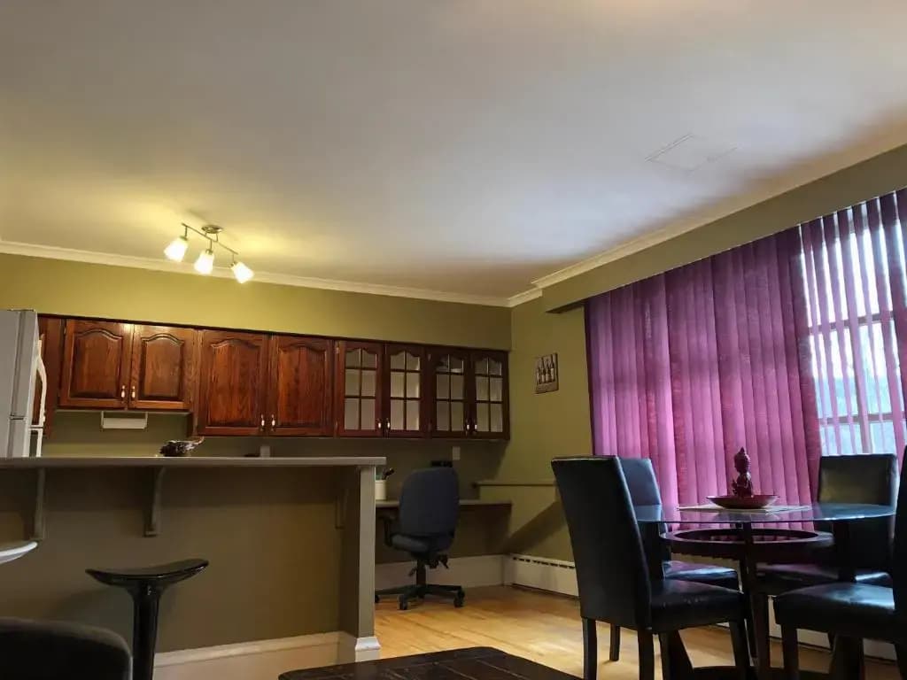 Leaside Suites & Executive Apartments