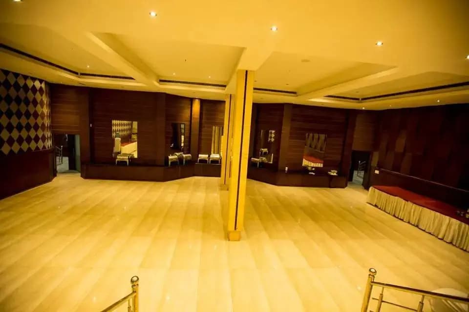 Photo 9