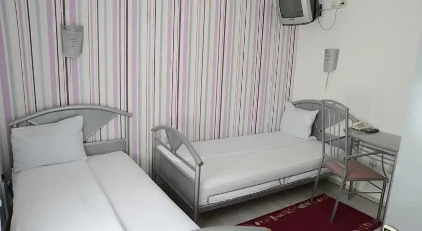 Photo 9