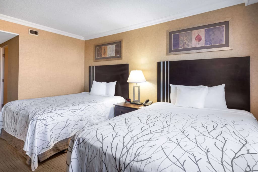 Travelodge By Wyndham Prince Albert