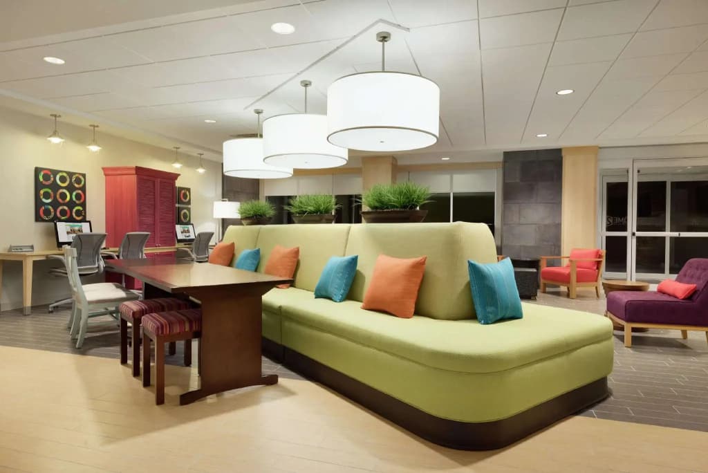 Home2 Suites by Hilton Roseville Minneapolis