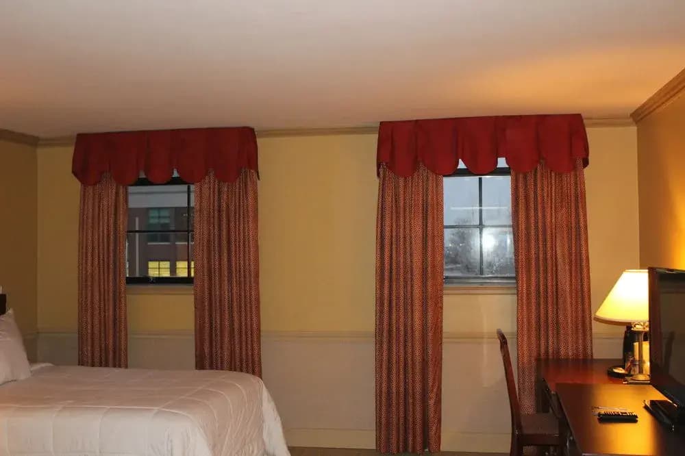 Roberts Riverwalk Hotel & Residence, Detroit