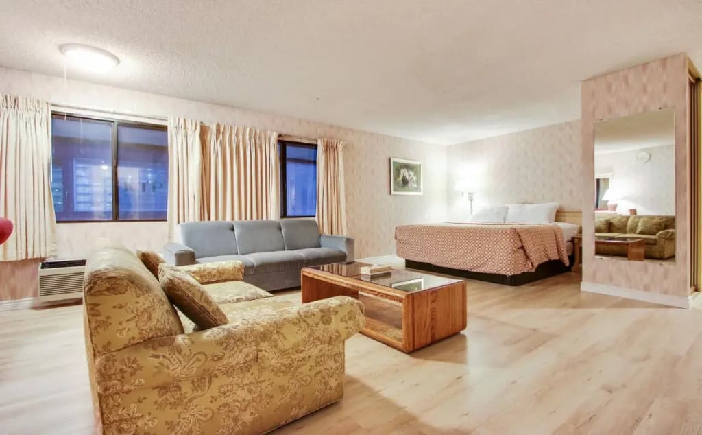 Rotex Western Inn - Adults Only