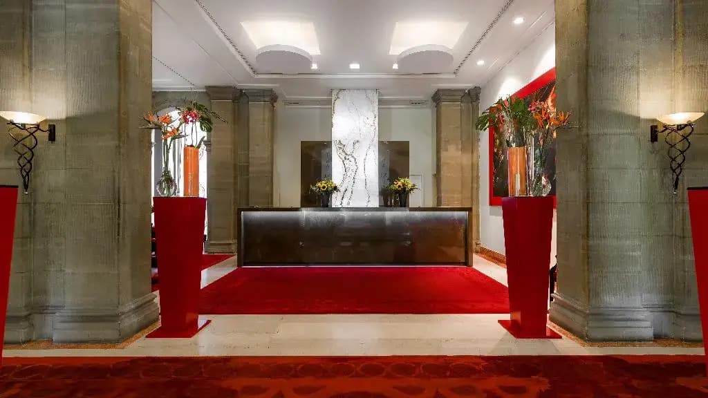 hotel