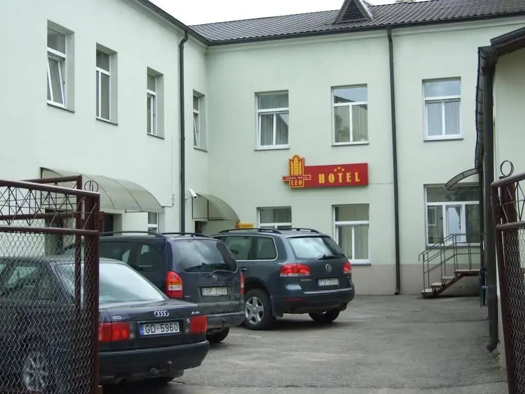 Hotel Leo
