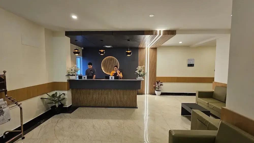 Emerald Urban Comforts