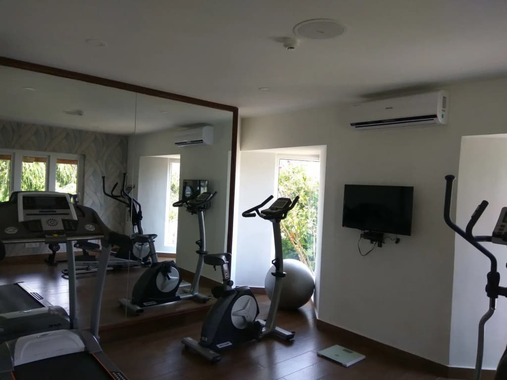 Photo 11