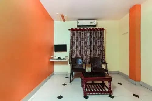 Sindhura Guest House by OYO Rooms