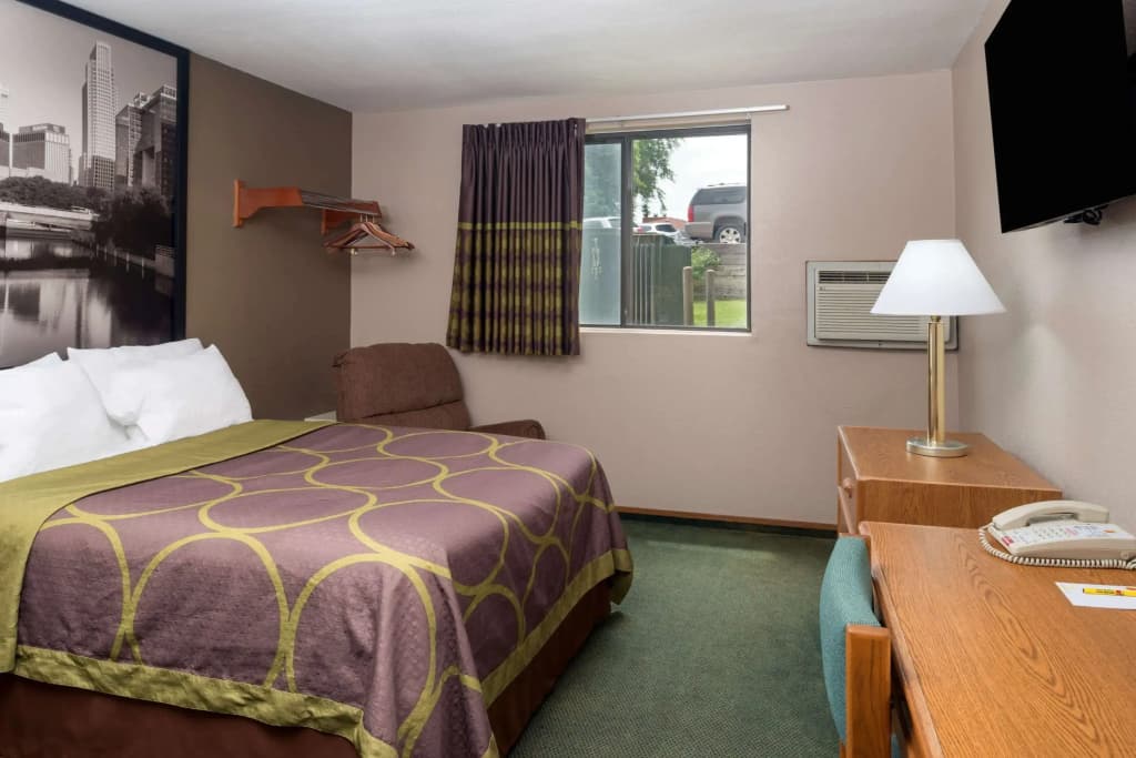 Super 8 By Wyndham Omaha Ne