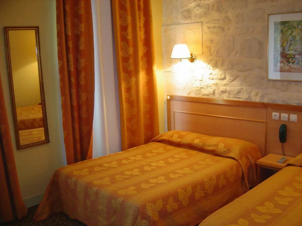 Photo 7