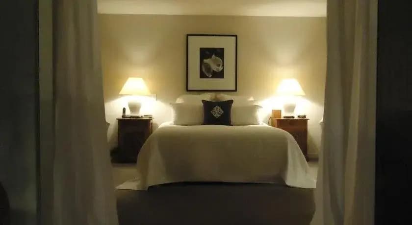 Plantation House Bed & Breakfast