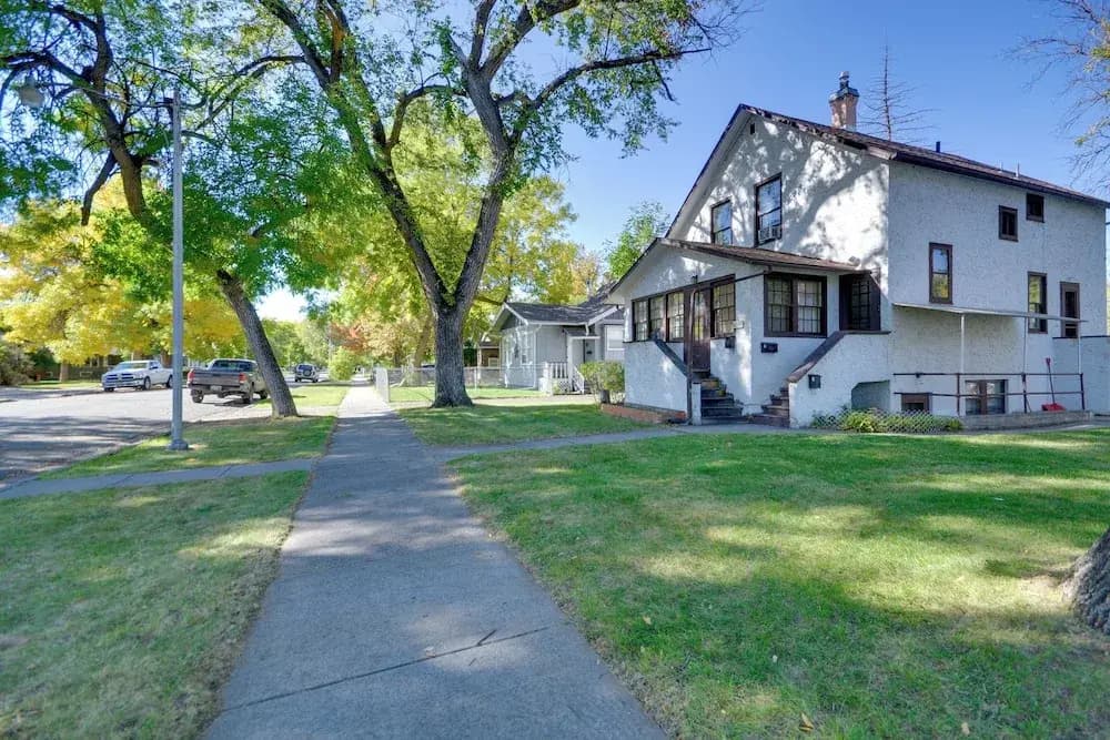 Wfh-friendly Billings Apt ~ 1 Mi to Downtown!