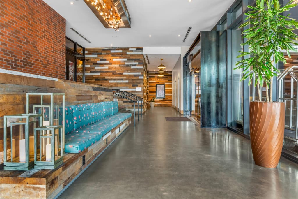 Cambria Hotel & Suites Nashville Downtown