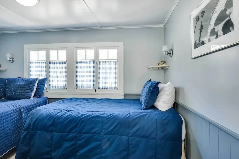 Walk to Beach: Catalina Gem w/ Deck!